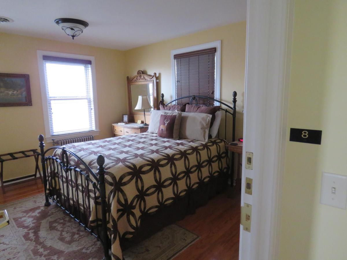 The Swope Manor Bed & Breakfast — photo 21