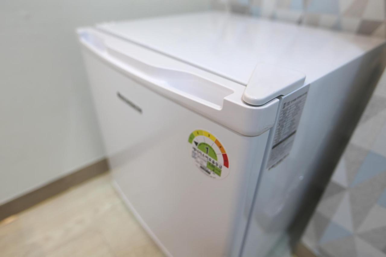 Must Stay Hotel Myeongdong - 4