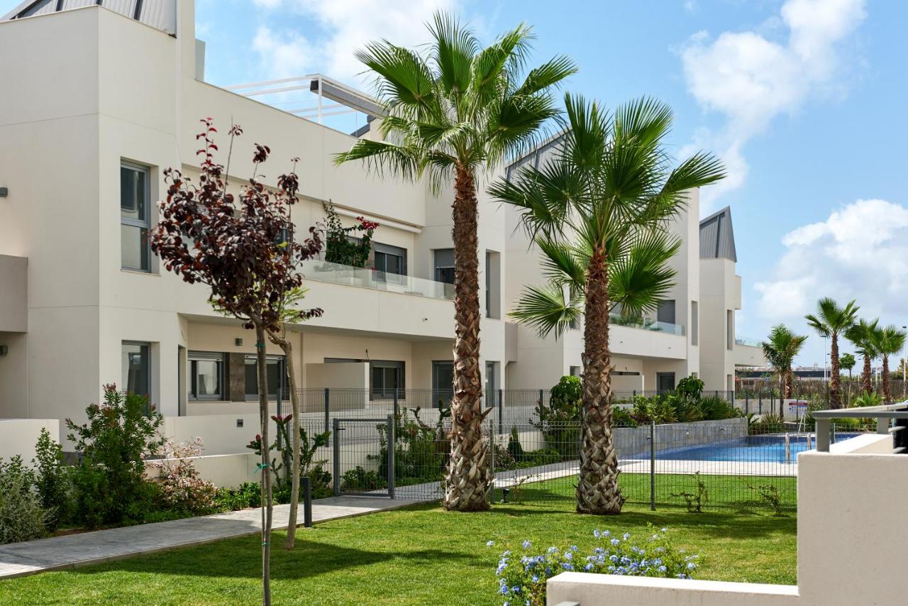 Orange Holiday Housing-Villa Amalia 20, Torrevieja ...