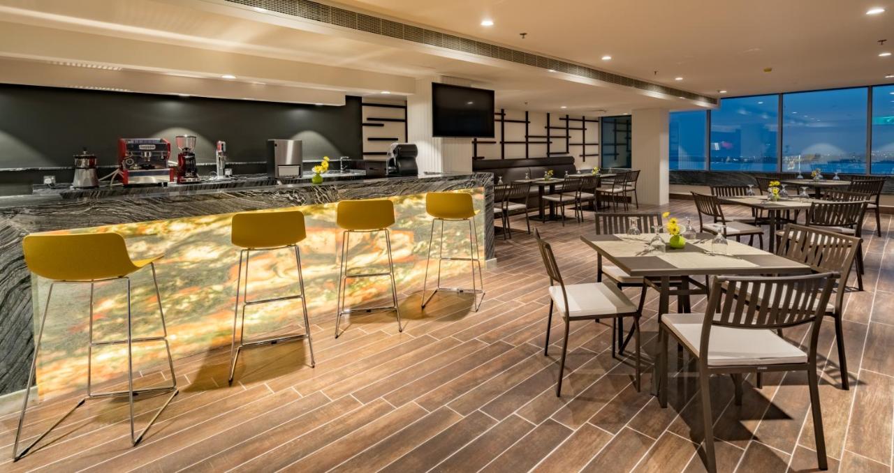 The Grove Hotel & Conference Centre Bahrain photo