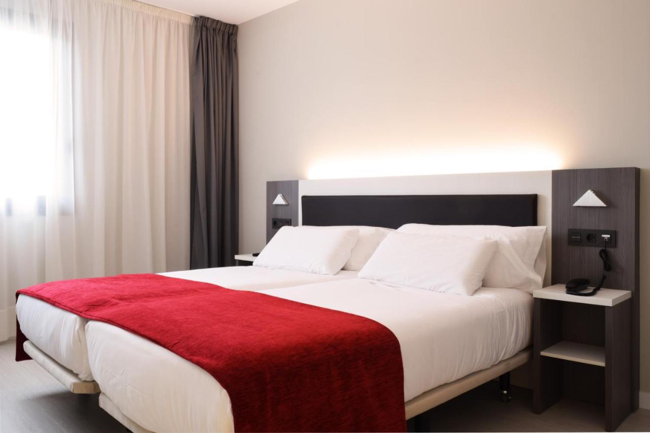 Hotel New Bilbao Airport, Derio – Updated 2022 Prices