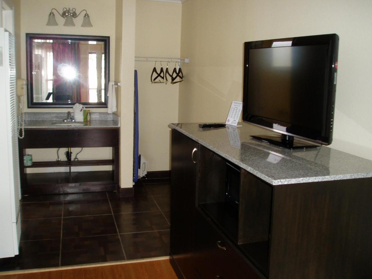 Rockview Inn and Suites - Morro Bay CA — photo 7