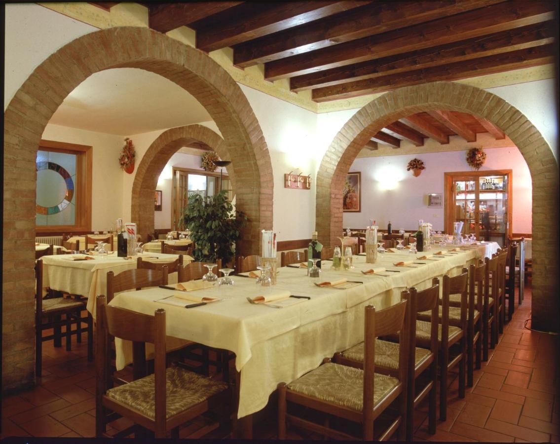 Hotel Antico Moro photo