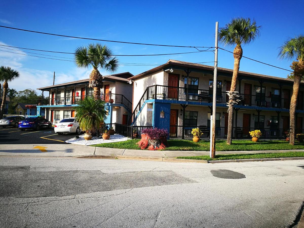 Merida Inn & Suites — photo 20