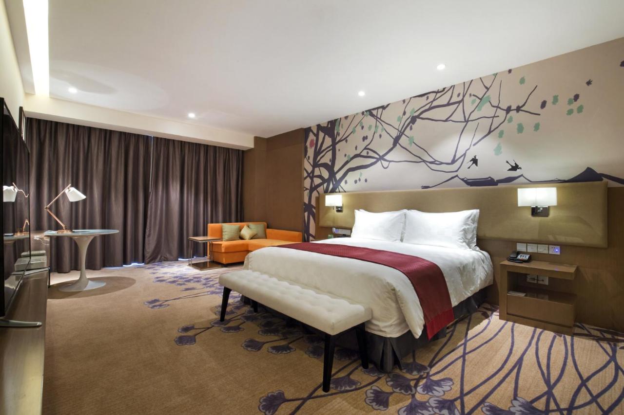 Holiday Inn Chengdu High-Tech Center, an IHG Hotel photo