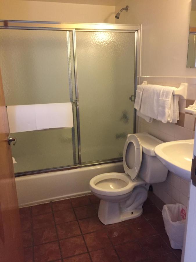 Hudson Plaza Motel Bayonne Jersey City - 3