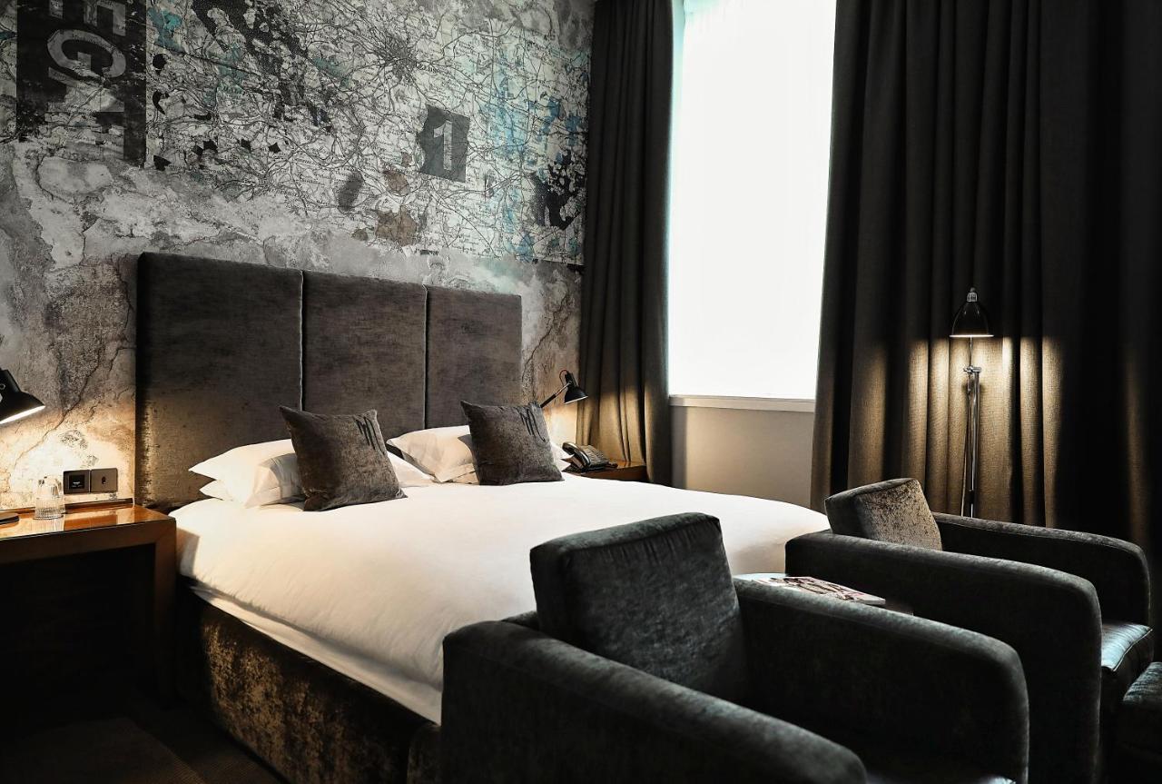 Club Twin Room