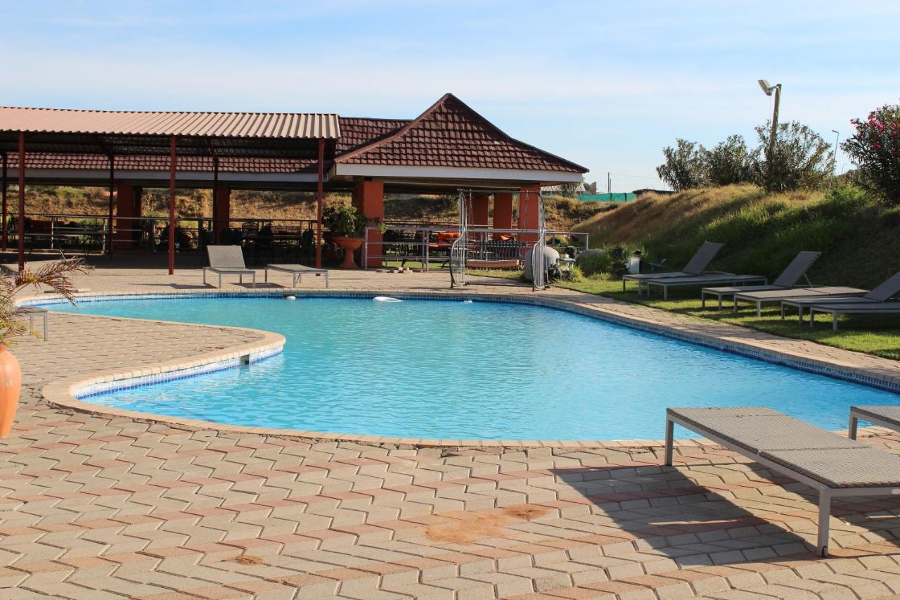 Tlotlo Hotel & Conference Centre photo
