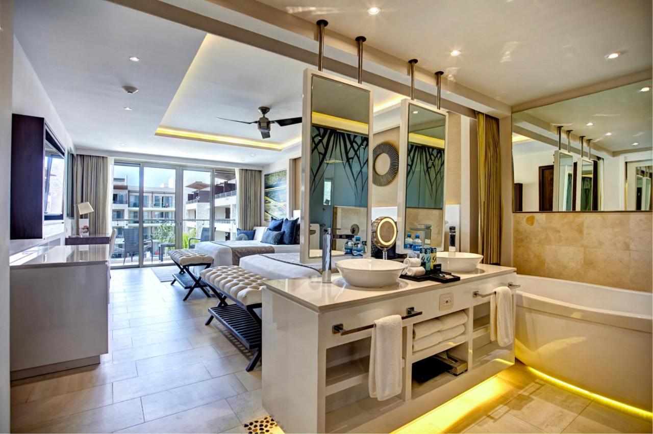 Royalton Riviera Cancun, An Autograph Collection All-Inclusive Resort & Casino photo