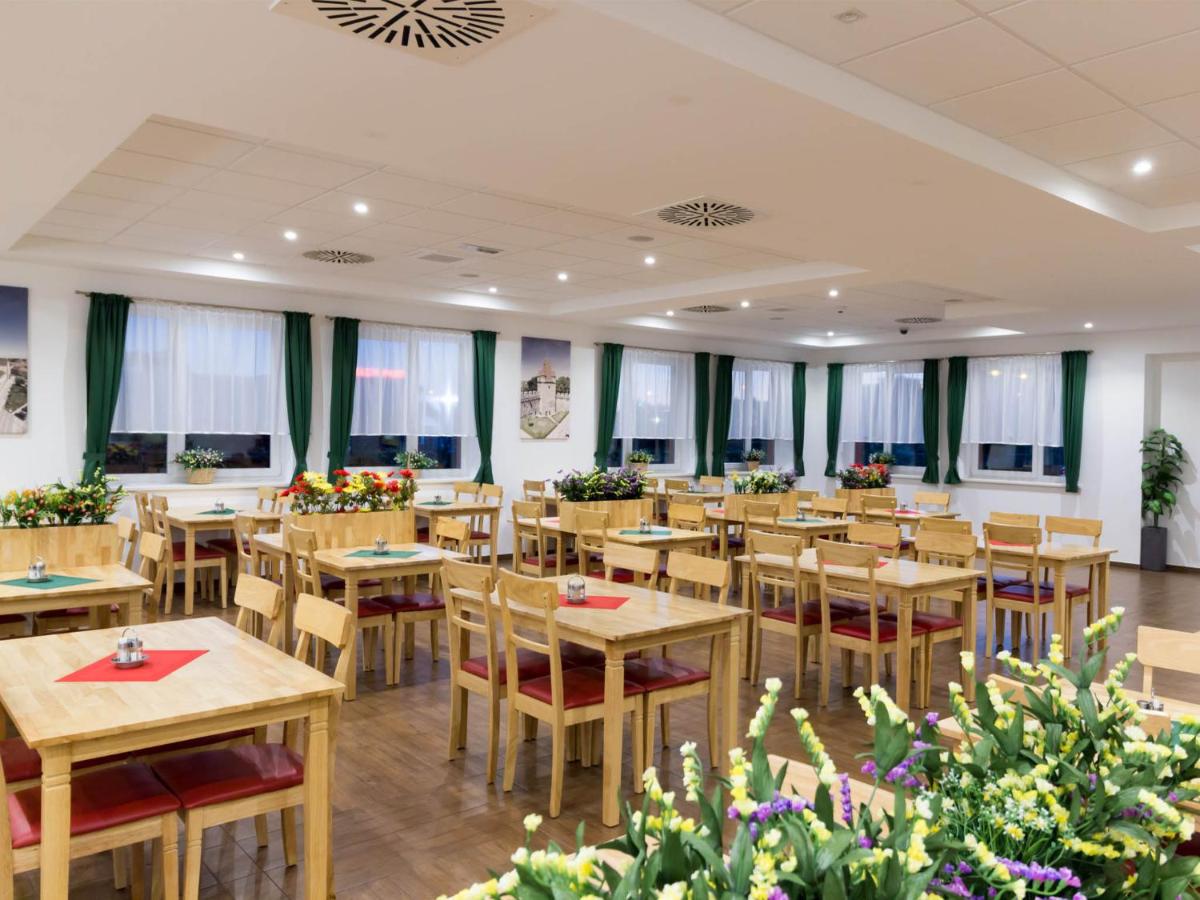 Winrooms Seminar Hotel & Apartments photo