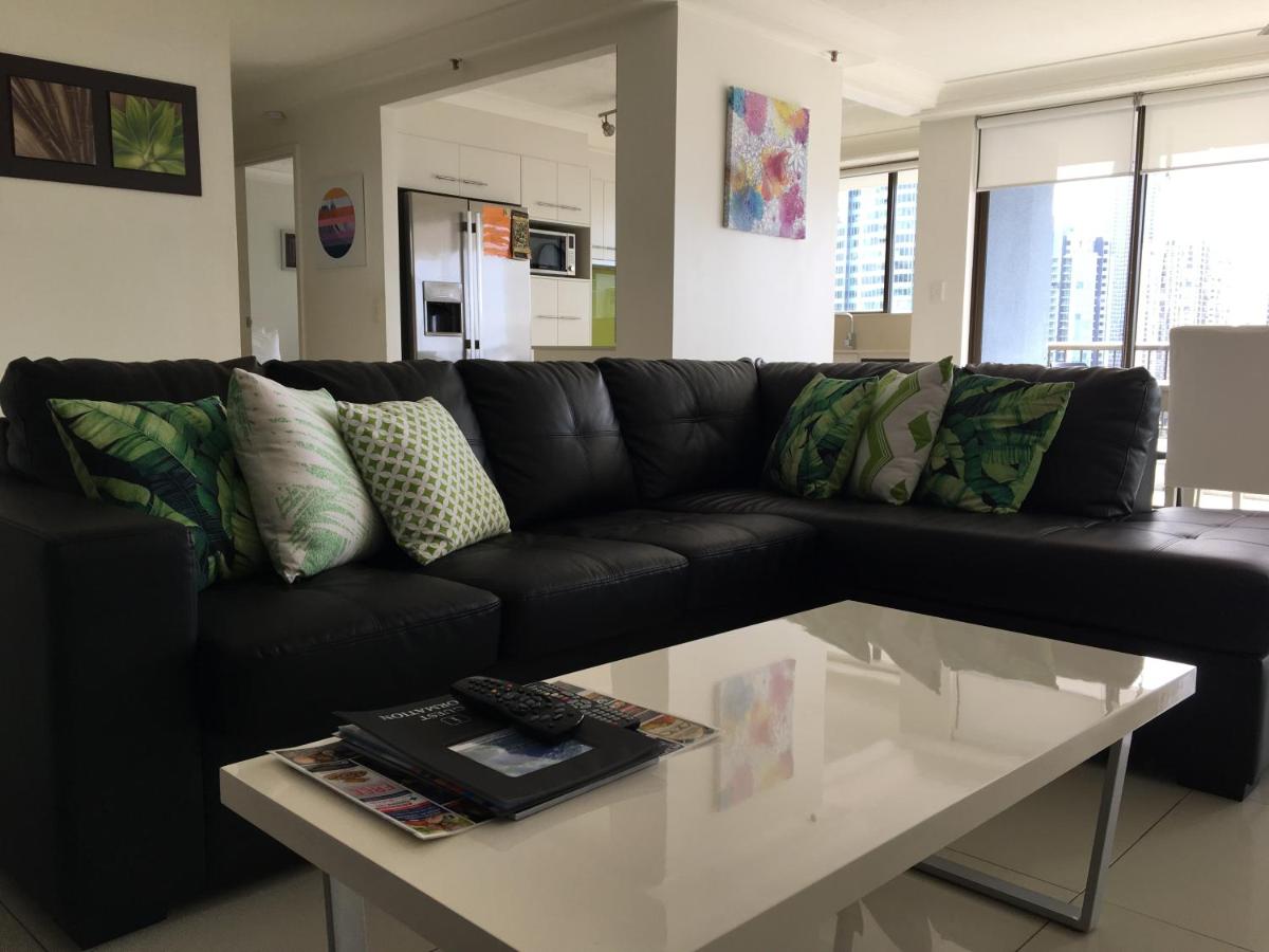 Surfers Century Oceanside Apartments photo