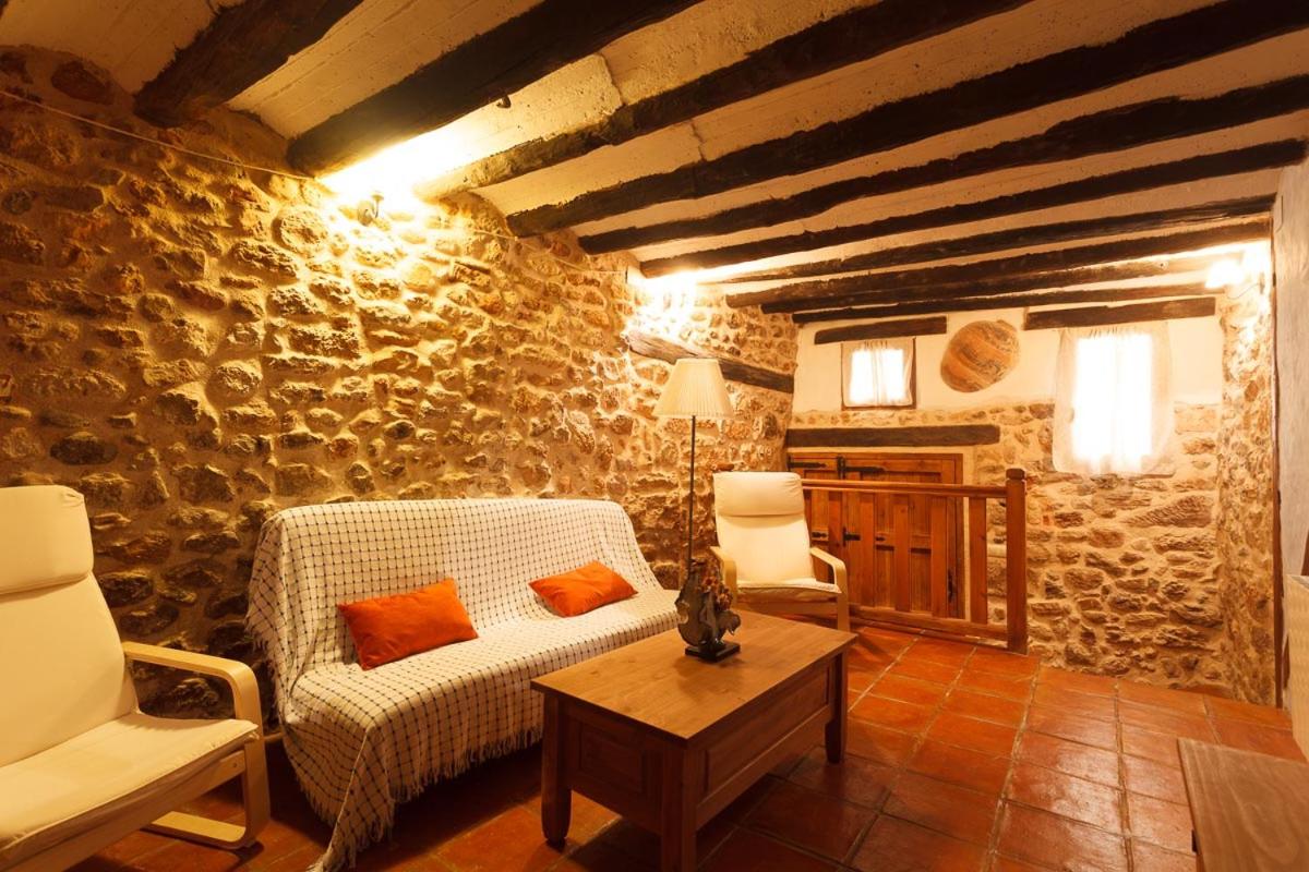 Apartamentos La Pastora, Peñarroya de Tastavins – Precios ...