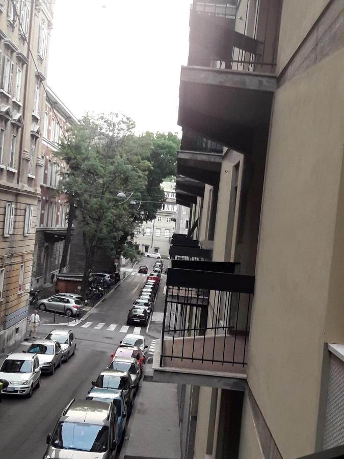 Happy Holidays Welcome - 4