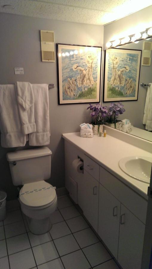 Montauk Manor — photo 13