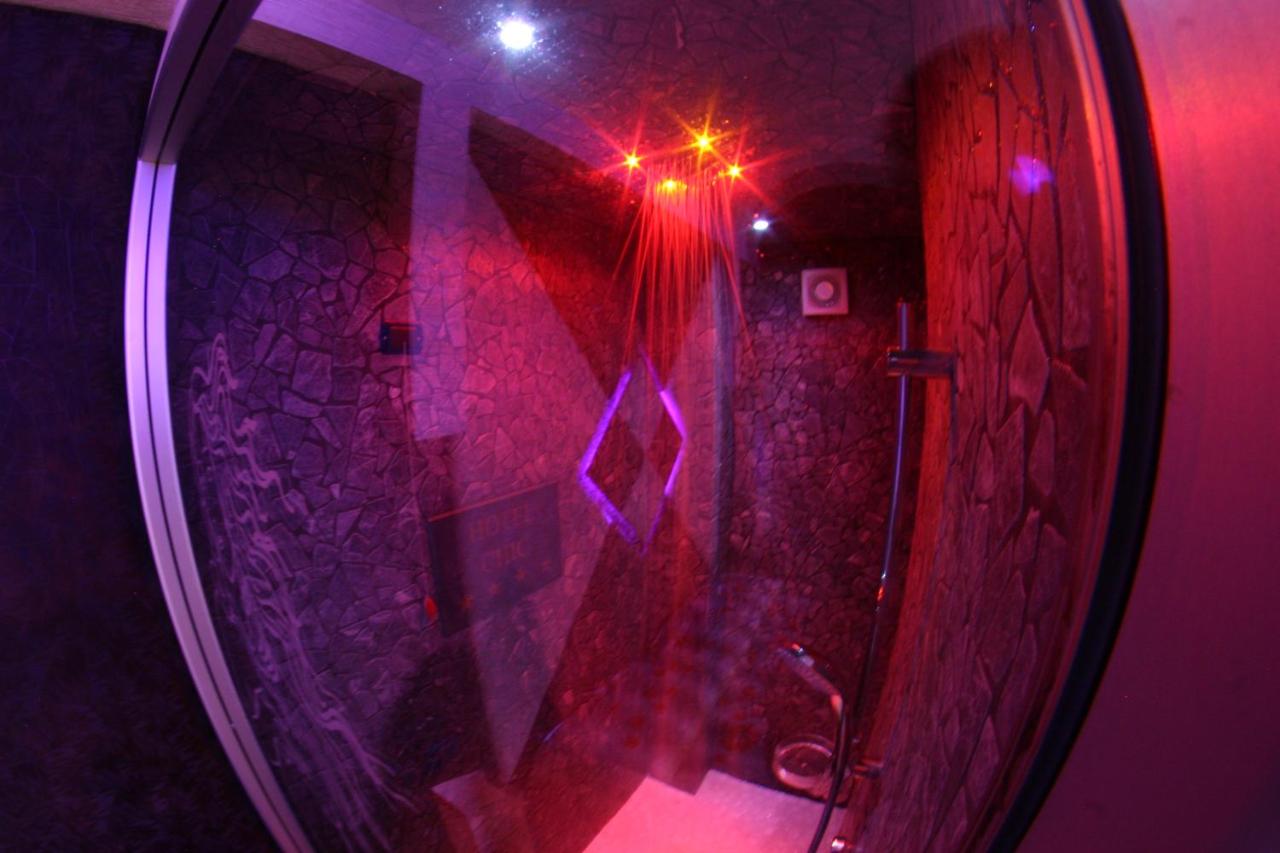 Hotel Chic photo