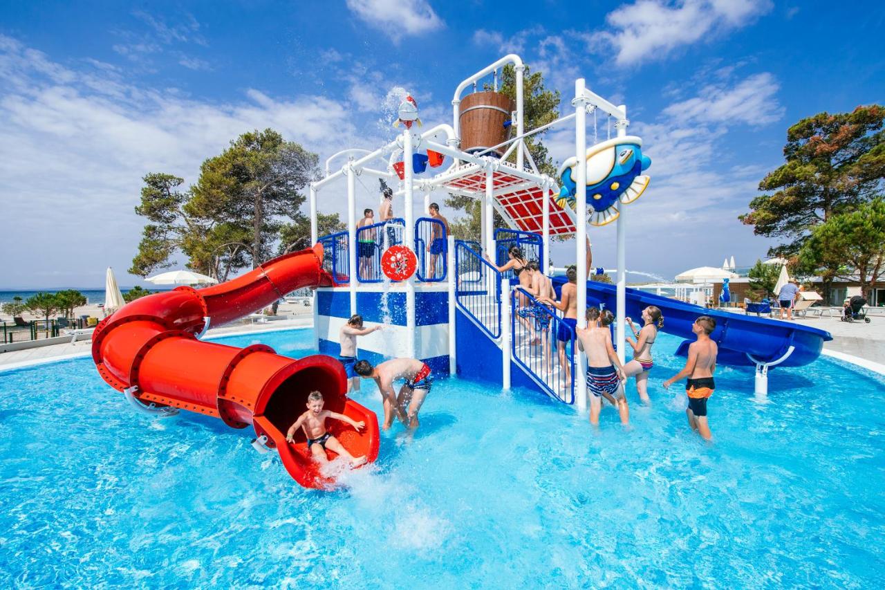 Heated swimming pool: Zaton Holiday Resort
