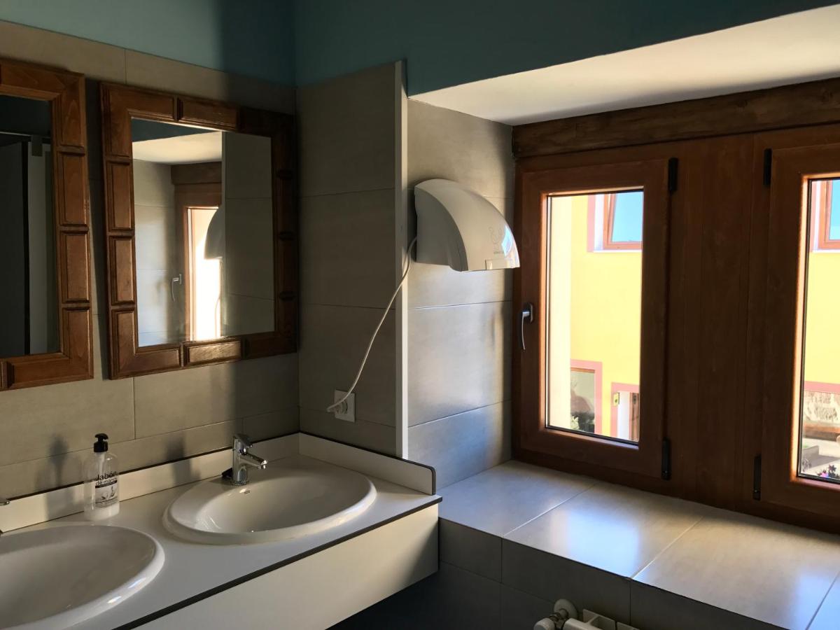 Albergue Orion, Castrojeriz – Updated 2022 Prices