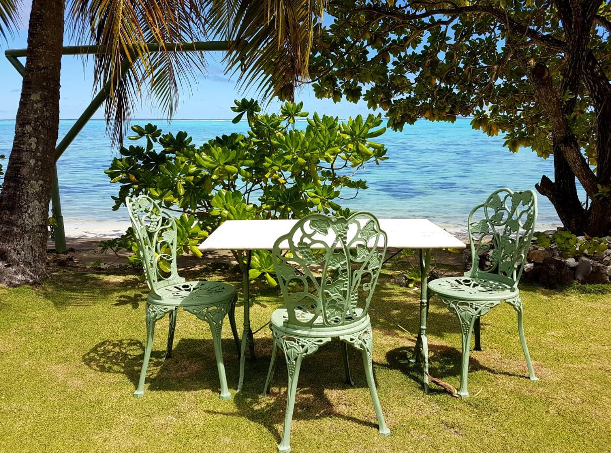 Beach: Villa Ylang Ylang