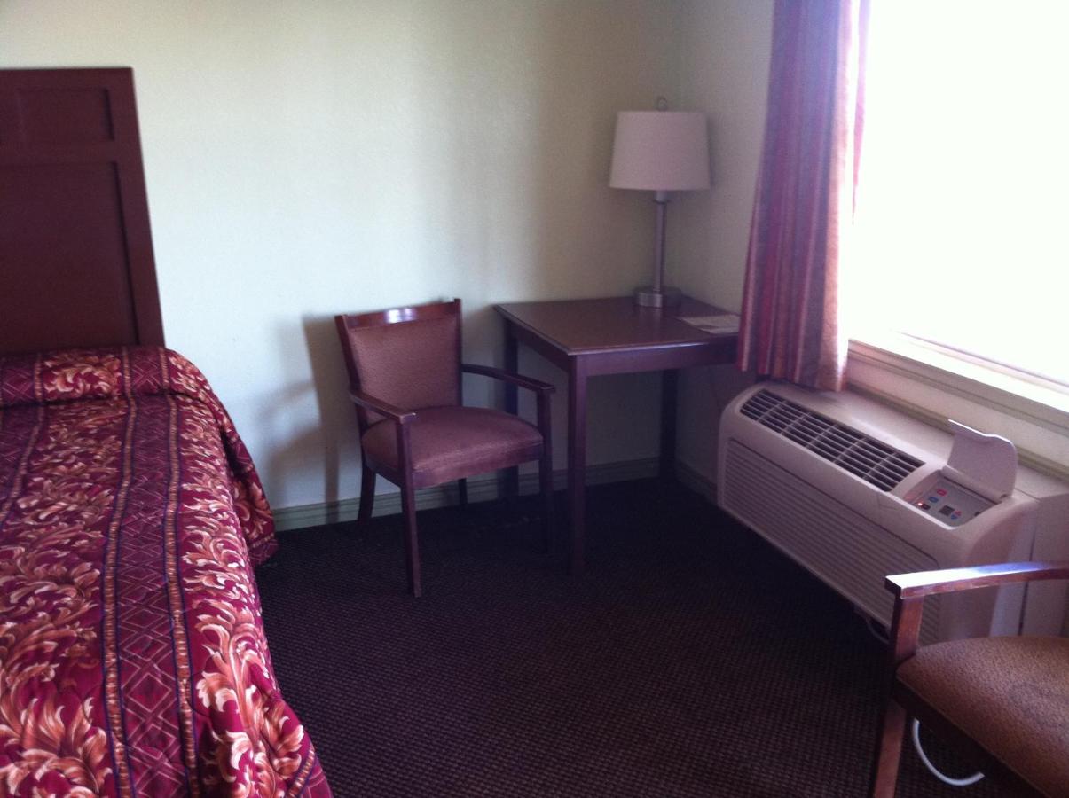 Midland Inn — photo 11