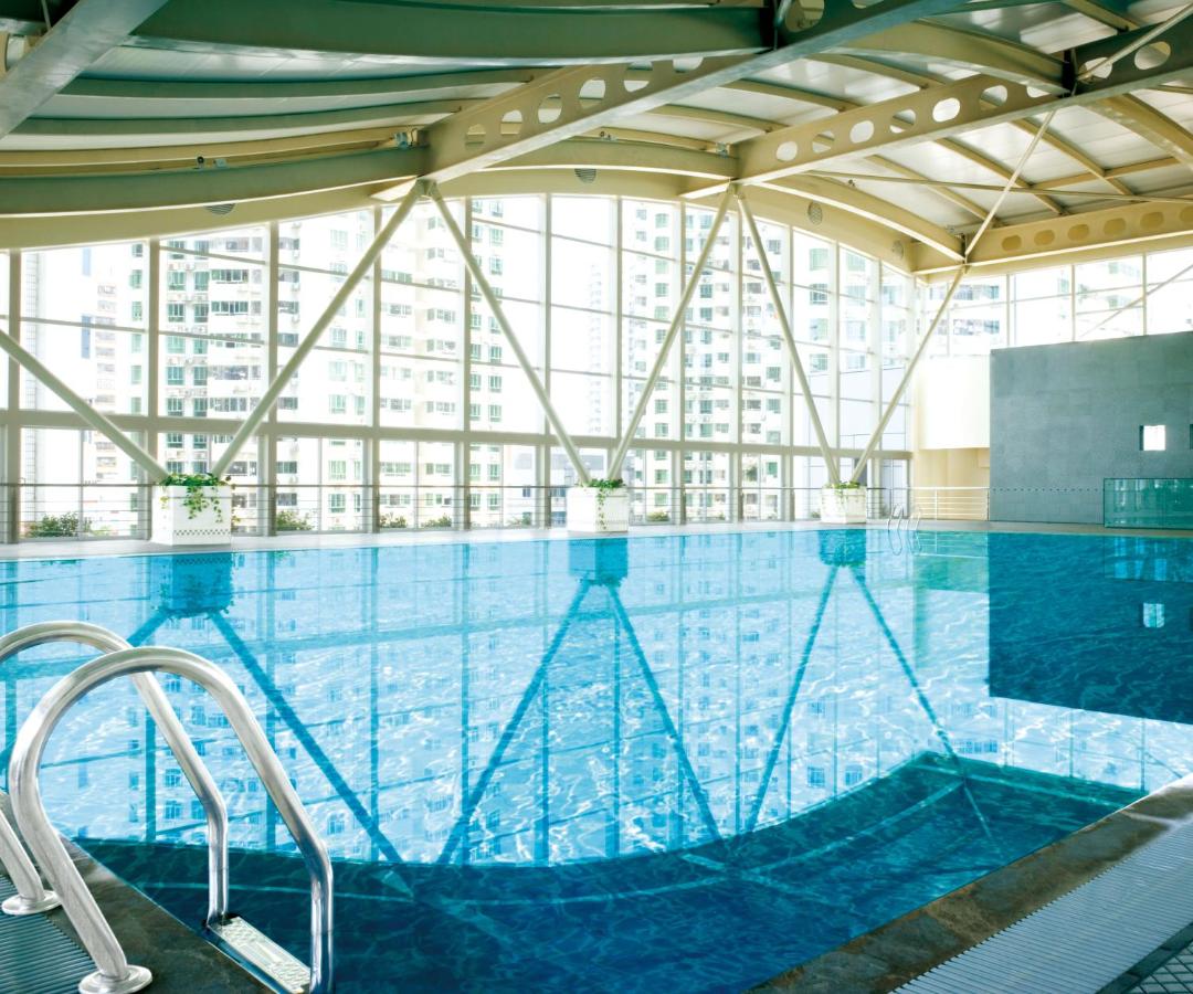 Heated swimming pool: The Pavilion Century Tower (Huaqiang NorthBusiness Zone)