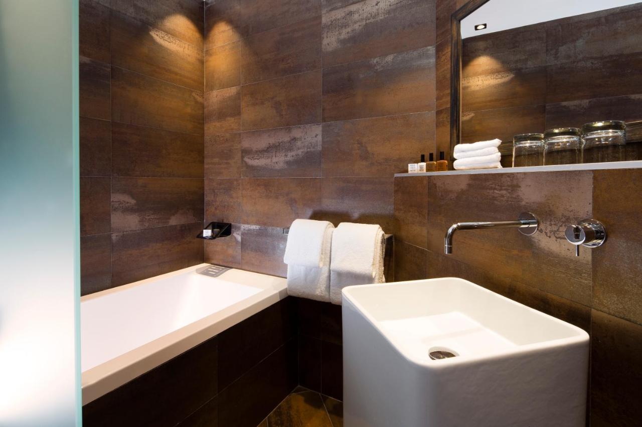 Hotel Le Chat Noir Paris Updated 22 Prices