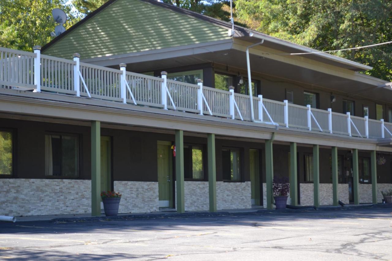 Mount Holyoke Inn — photo 19