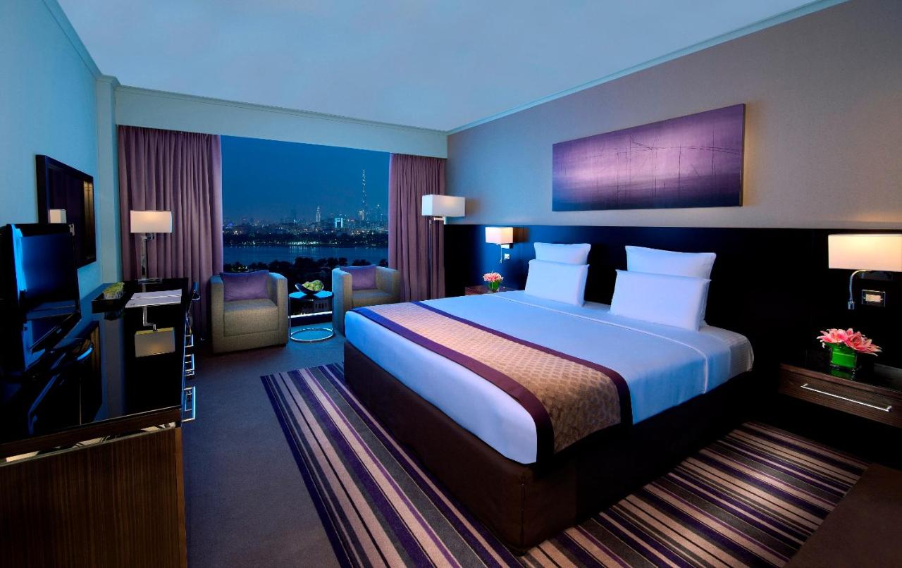 Pullman Dubai Creek City Centre photo