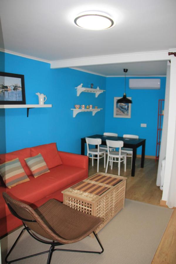 Apartment La Vela Blanca, Roses, Spain - Booking.com