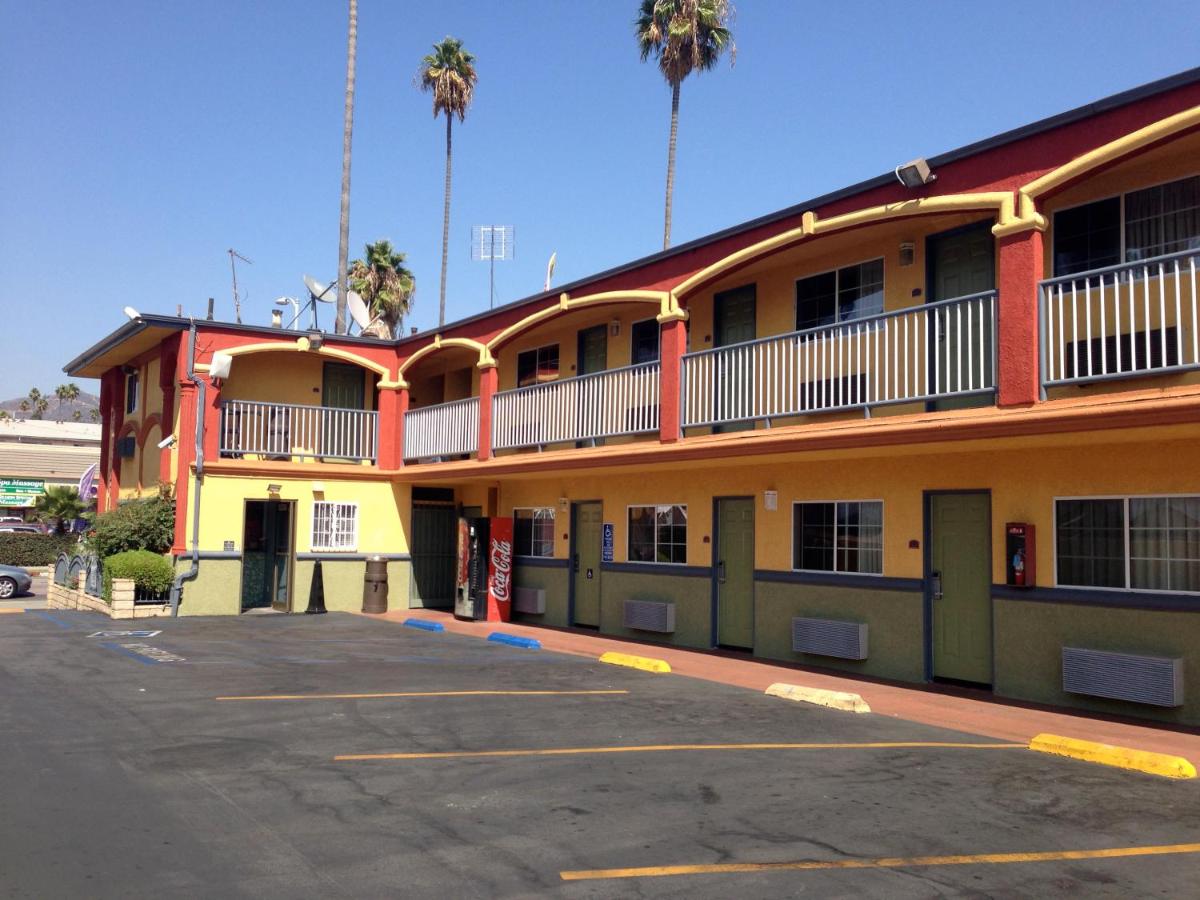 Economy Inn Hollywood — photo 23