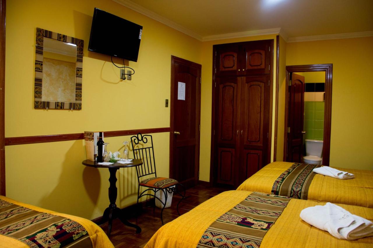 Hotel Las Brisas photo