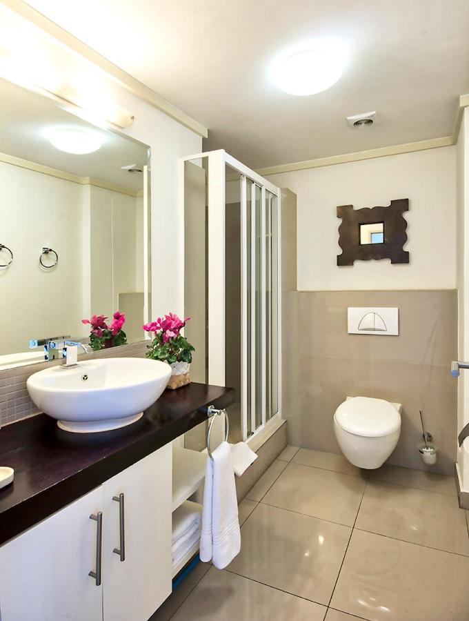 The Quadrant Apartments - 3