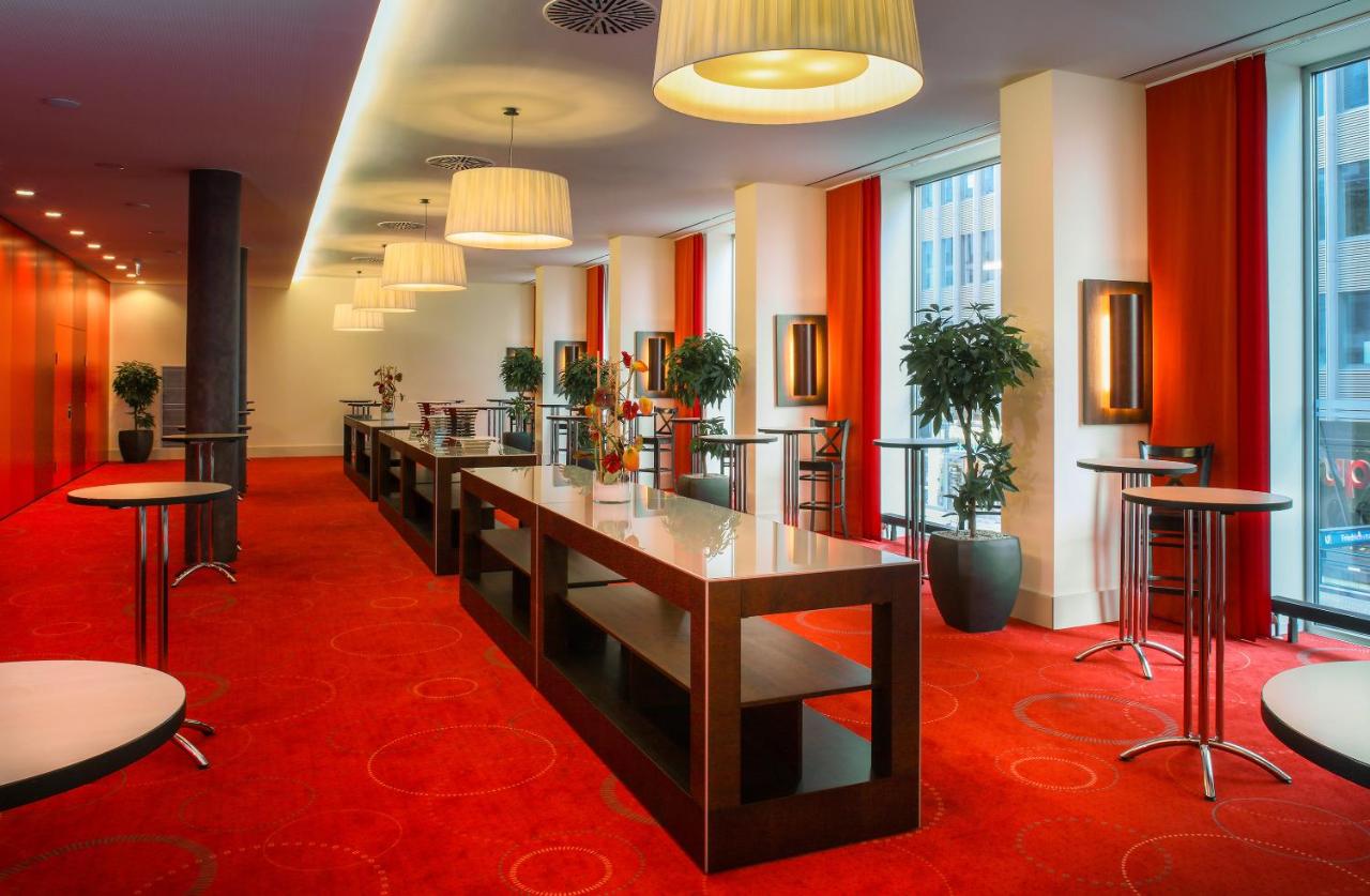 Meliá Berlin photo