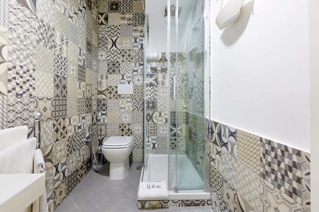 White Stylish Apartments photo