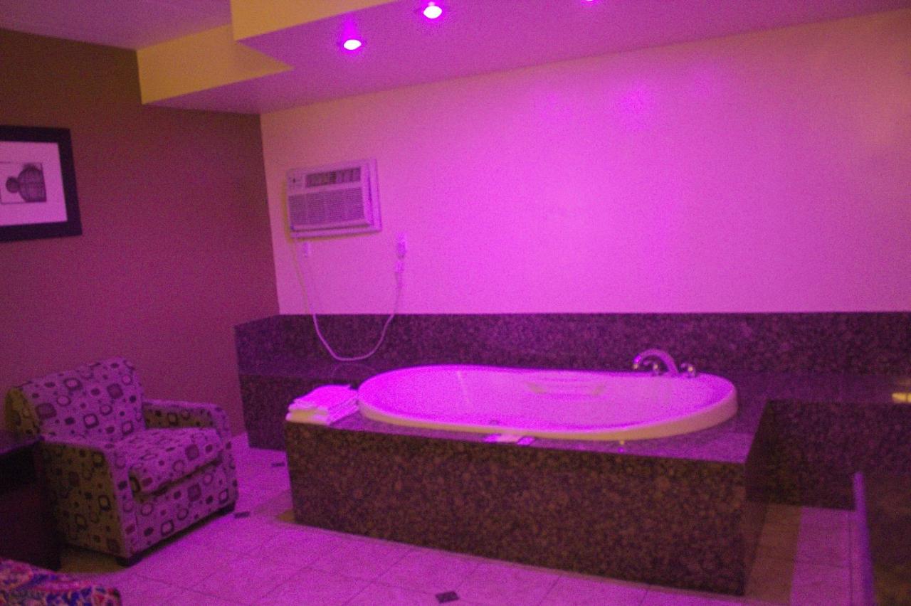 American Inn & Suites — photo 15