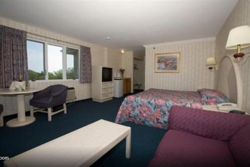 Winnapaug Inn — photo 20