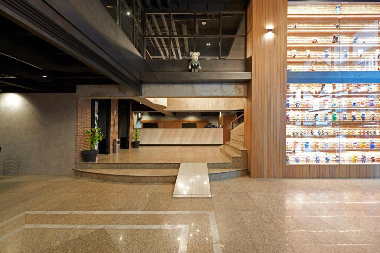 White Palace Bangkok - 4