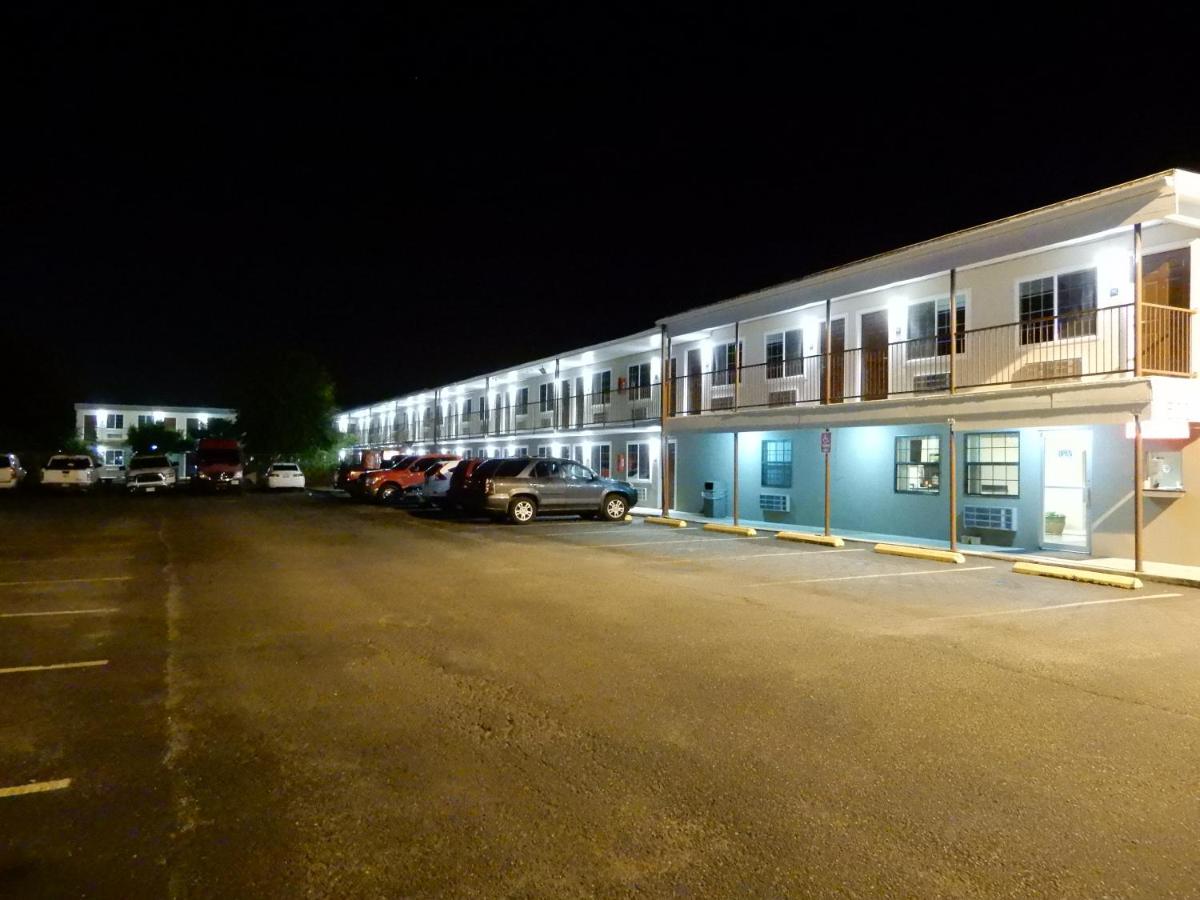 Siesta Inn Motel — photo 11