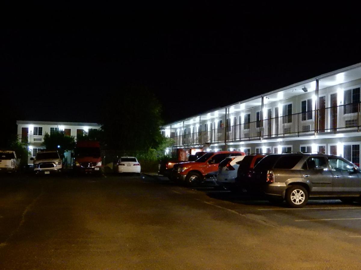 Siesta Inn Motel — photo 16