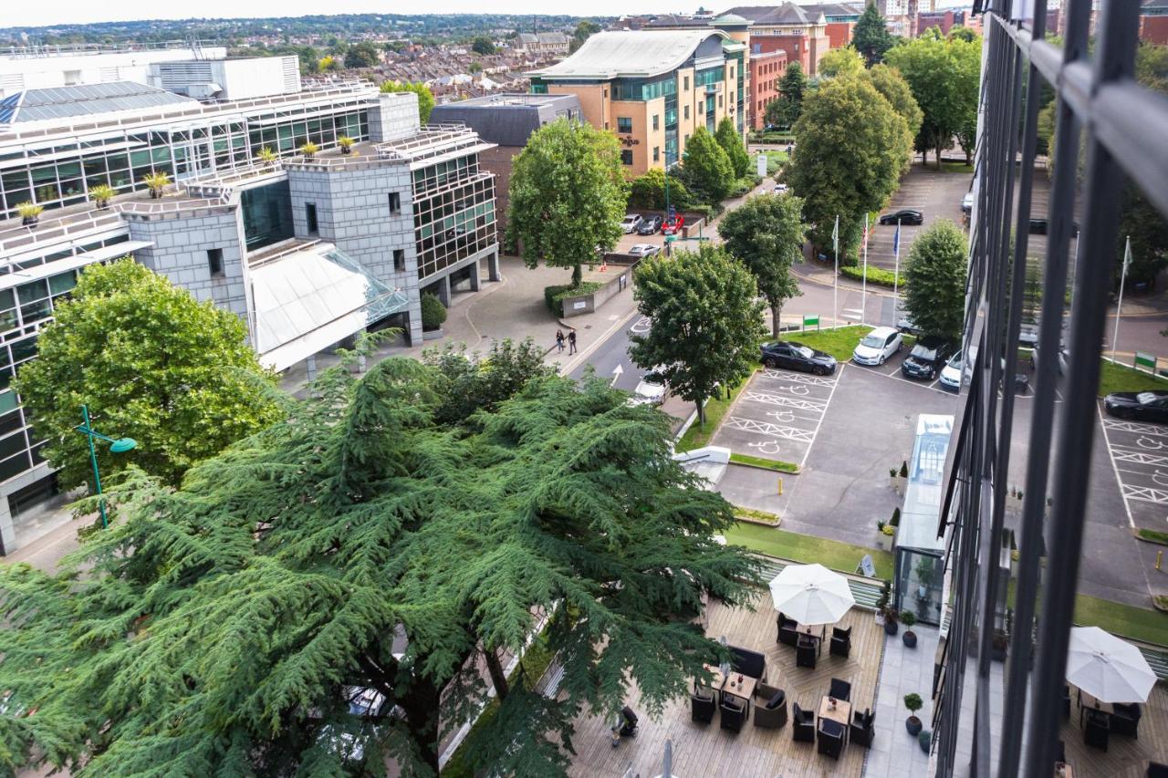 Livin' Serviced Apartments photo