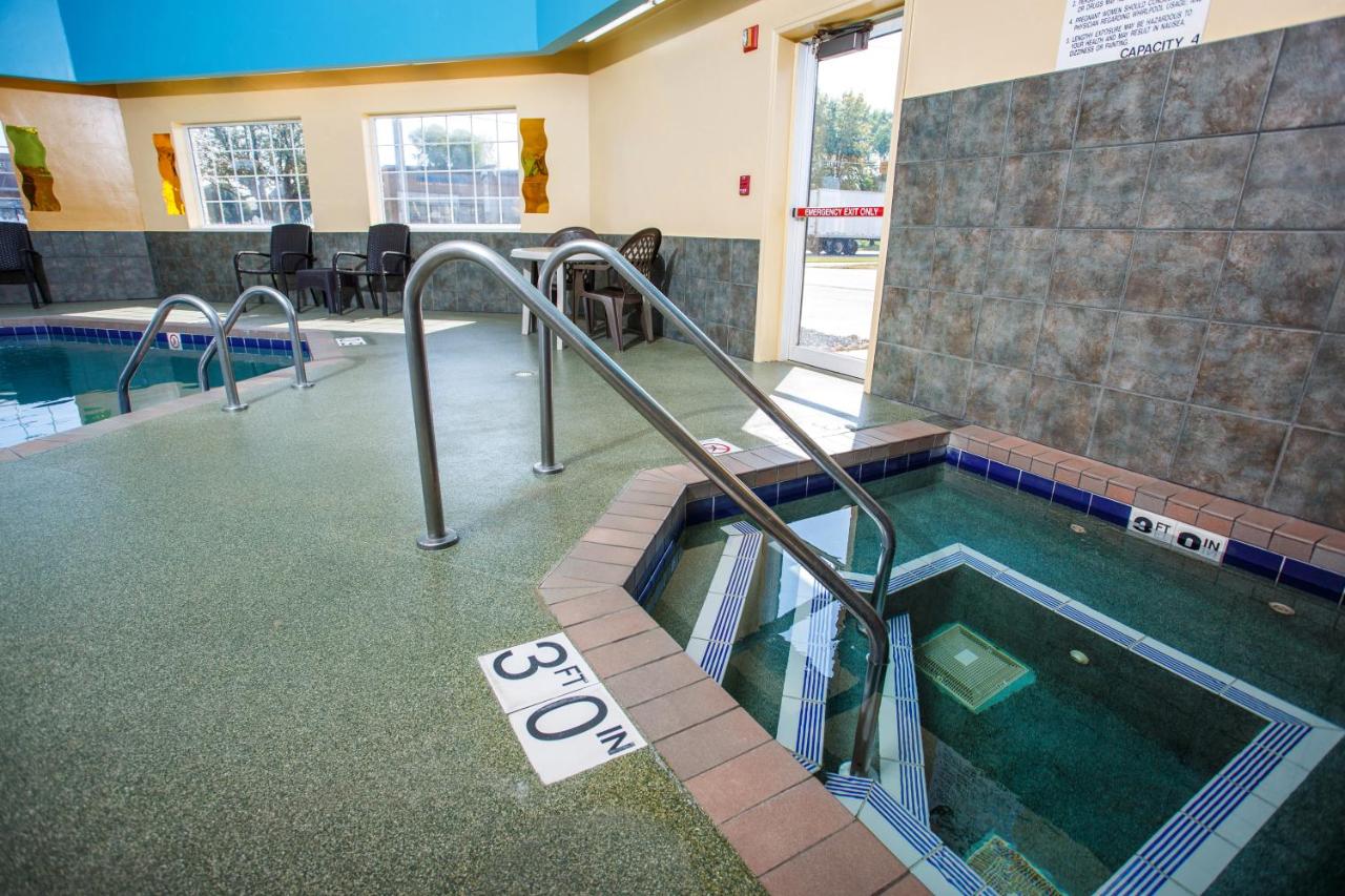 Hotel J Green Bay — photo 15
