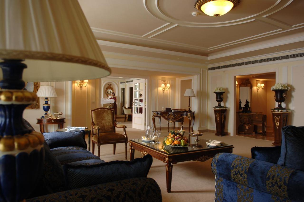 Regency Palace Hotel photo