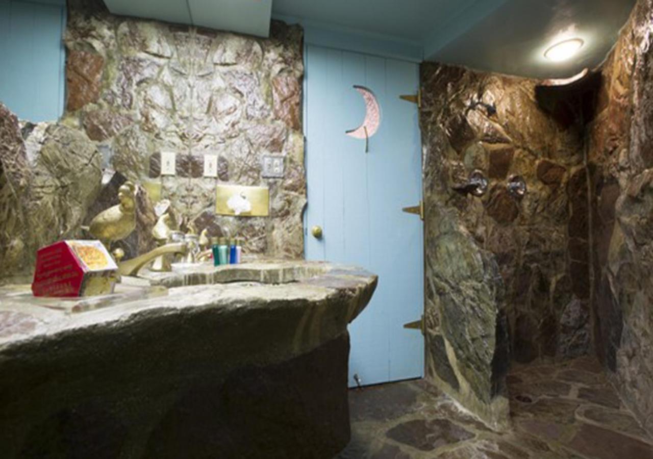 Madonna Inn — photo 18
