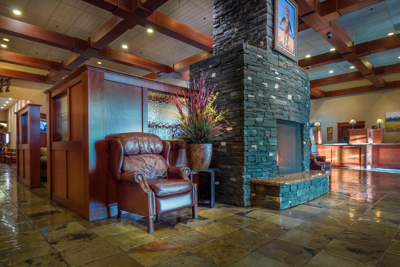 Deerfoot Inn and Casino photo