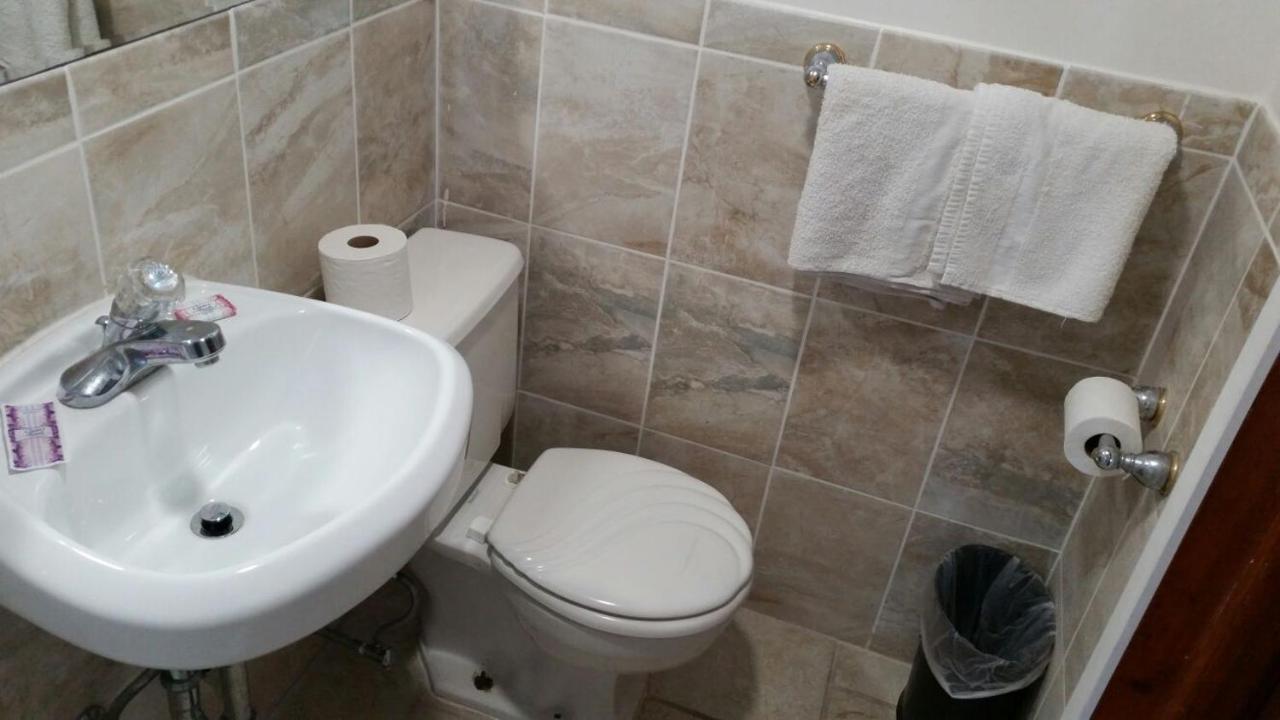 Budget Motor Inn — photo 10