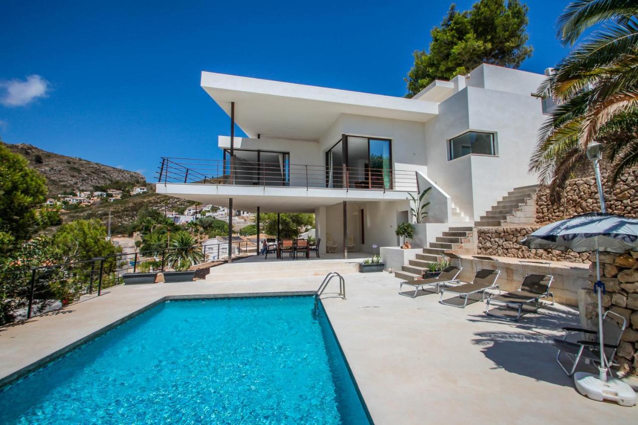 Laja - panoramic hillside holiday house in Moraira, Moraira ...