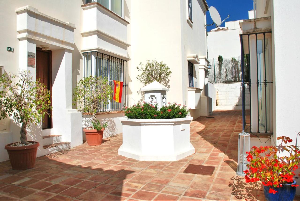 Apartment Beautiful Townhouse 5 min from Puerto Banus ...