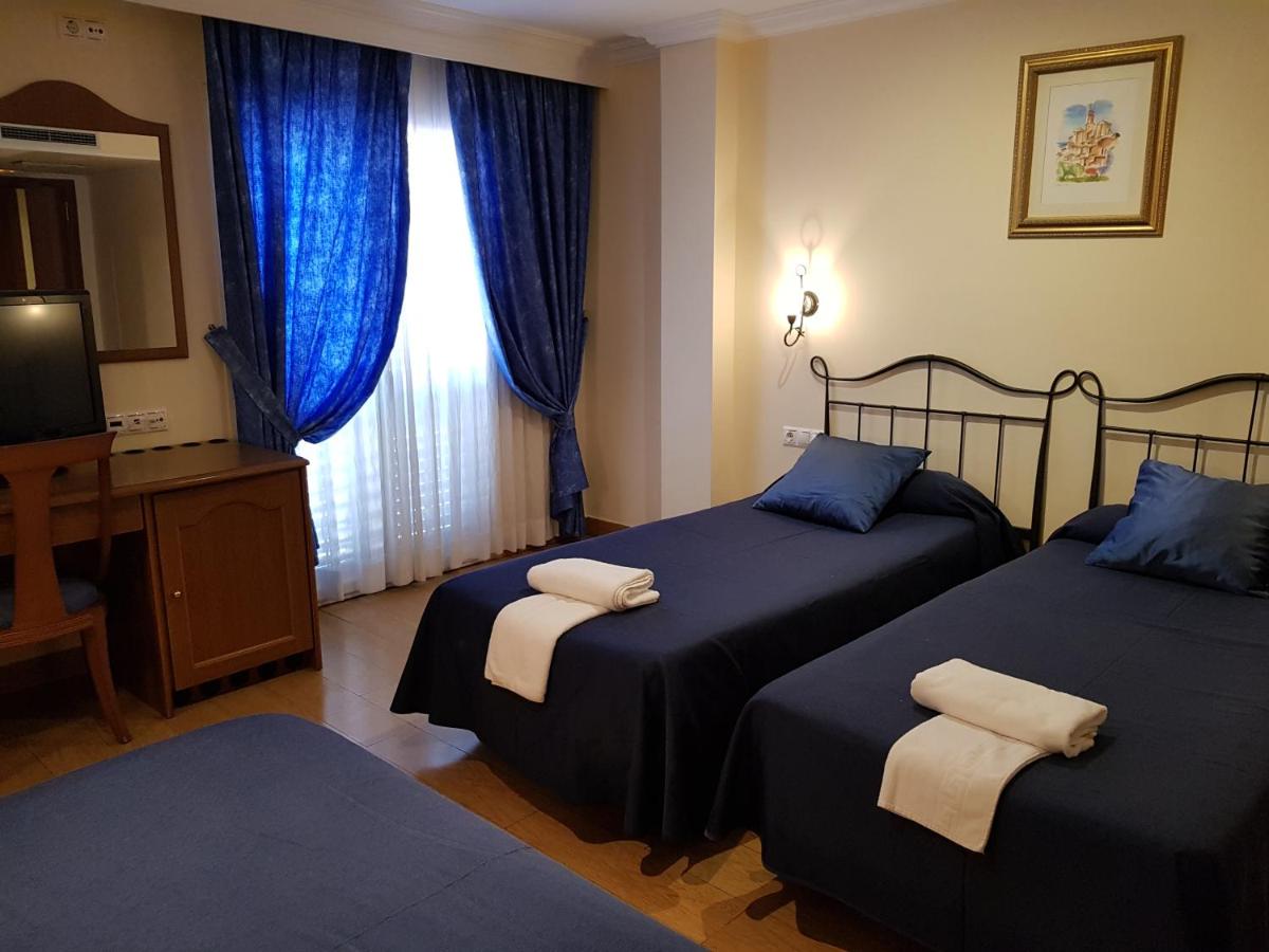 Hotel Portofino, Empuriabrava – Updated 2022 Prices