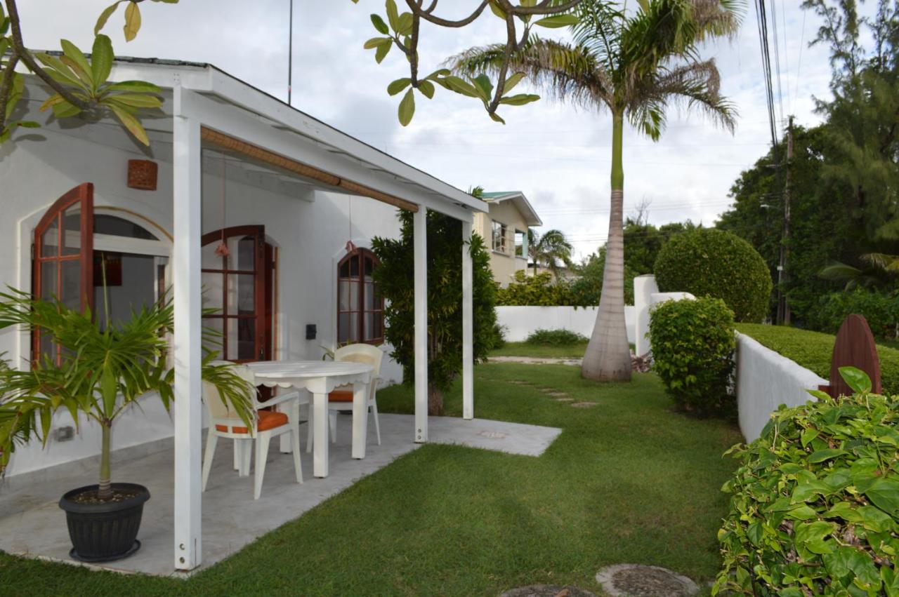 Frangipani Apartment photo