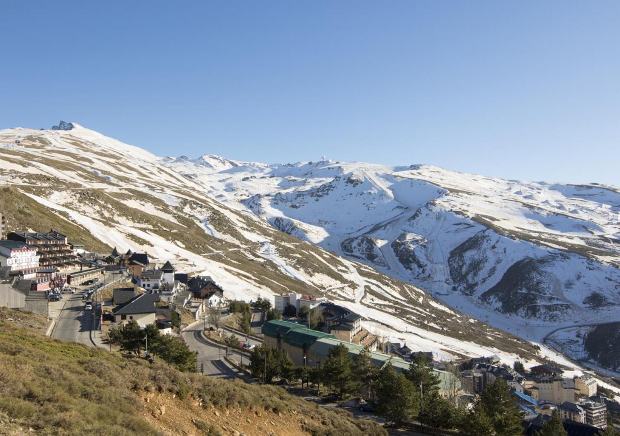 Albergue Inturjoven Sierra Nevada (Spanje Sierra Nevada ...