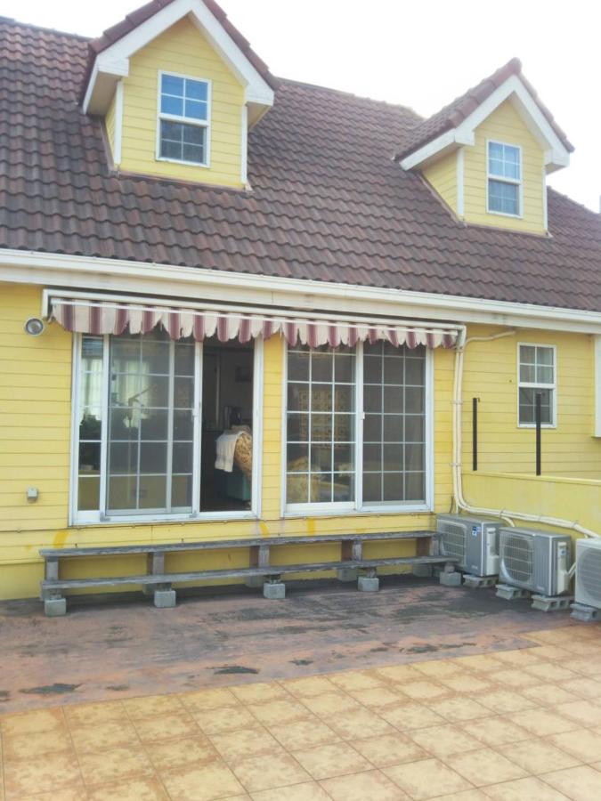 Beach: Guest House Kiiroiie (Female Only)